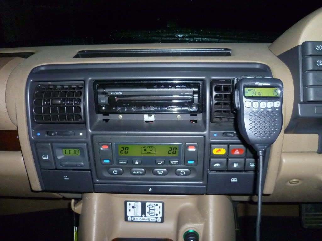 Fitting a CB in a Discovery 2 Radio Discussion Community